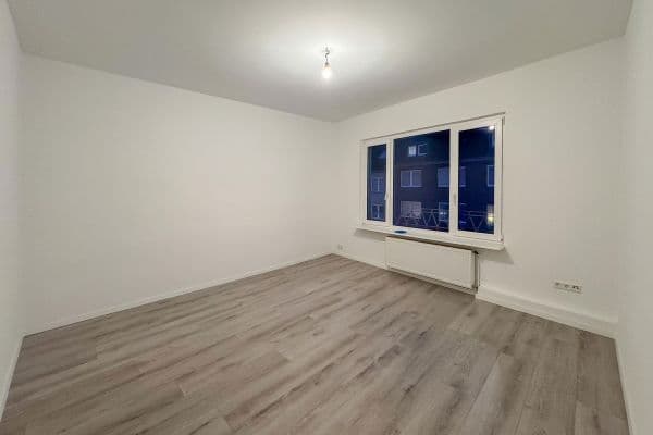 Pronájem bytu 2+1 62 m², Ruhrstraße 19, Witten Pronájem bytu 2+1 62 m², Ruhrstraße 19, Witten