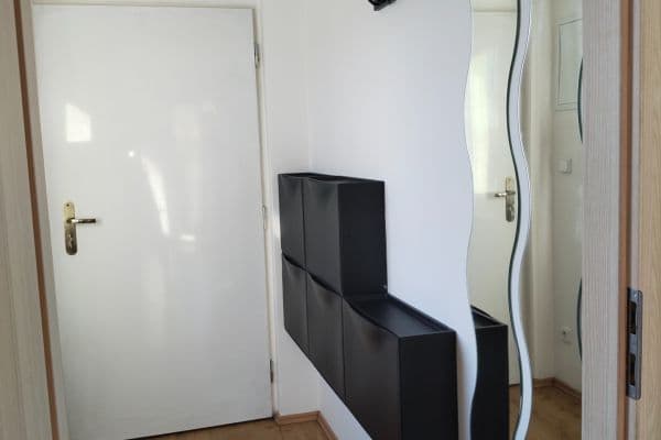 Pronájem bytu 2+kk 39 m², Mírové náměstí, Kouřim Pronájem bytu 2+kk 39 m², Mírové náměstí, Kouřim