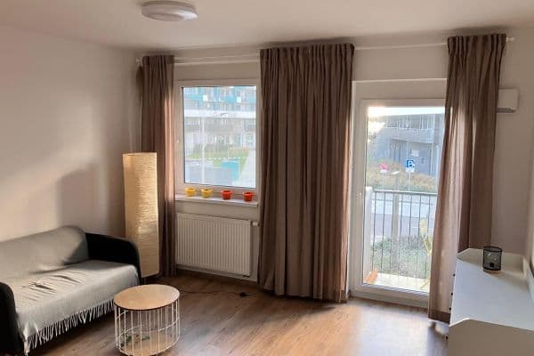 Pronájem bytu 2+1 44 m², Hraničná, Ružinov Pronájem bytu 2+1 44 m², Hraničná, Ružinov