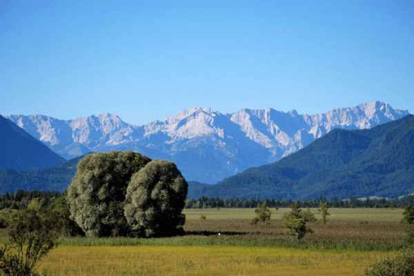 Prodej domu 442 m², pozemek 2.197 m², Farchant, Bavorsko Prodej domu 442 m², pozemek 2.197 m², Farchant, Bavorsko