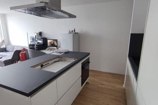 Pronájem bytu 2+1 60 m², Herrenberg Pronájem bytu 2+1 60 m², Herrenberg