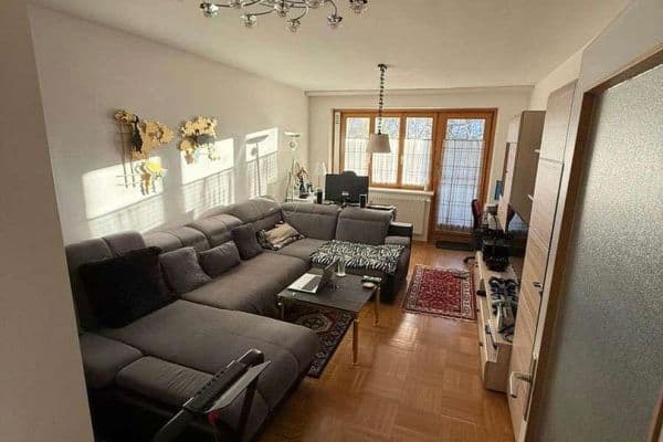 Pronájem bytu 2+1 48 m², Friedhofstraße 88, Neu-Isenburg Pronájem bytu 2+1 48 m², Friedhofstraße 88, Neu-Isenburg