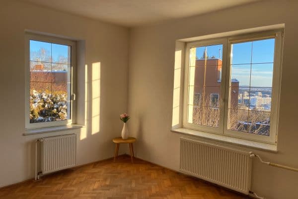 Pronájem bytu 3+1 123 m², Na Vysočanských vinicích, Praha Pronájem bytu 3+1 123 m², Na Vysočanských vinicích, Praha