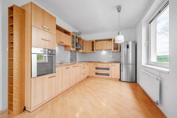 Pronájem bytu 2+kk 67 m², Semická, Praha 12 Pronájem bytu 2+kk 67 m², Semická, Praha 12