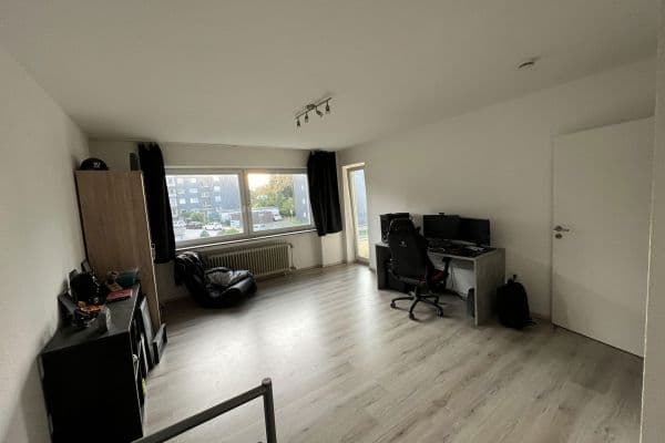 Pronájem bytu 1+1 45 m², Mainstraße 2, Heiligenhaus Pronájem bytu 1+1 45 m², Mainstraße 2, Heiligenhaus