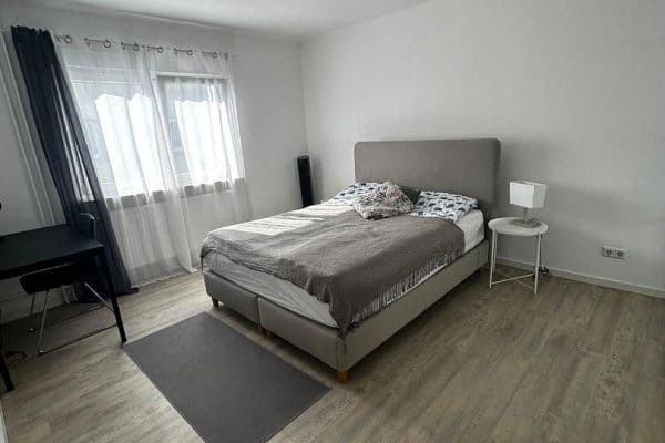 Pronájem bytu 2+1 55 m², Fasanenstraße 18, Mannheim Pronájem bytu 2+1 55 m², Fasanenstraße 18, Mannheim