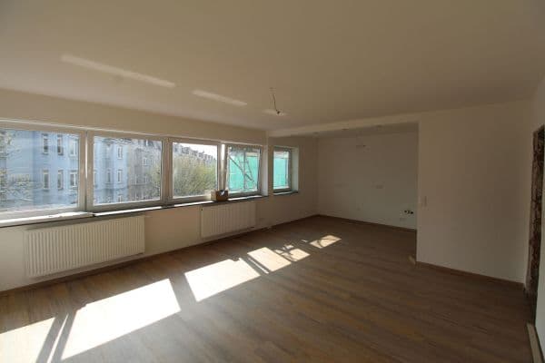Pronájem bytu 4+1 96 m², Wittener Str. xx, Bochum Pronájem bytu 4+1 96 m², Wittener Str. xx, Bochum