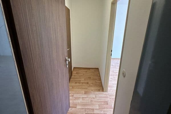 Pronájem bytu 1+1 25 m², Nürnberg Pronájem bytu 1+1 25 m², Nürnberg