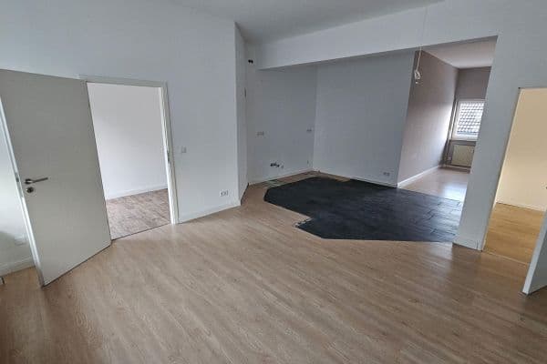 Pronájem bytu 4+1 118 m², Grävenwiesbach Pronájem bytu 4+1 118 m², Grävenwiesbach