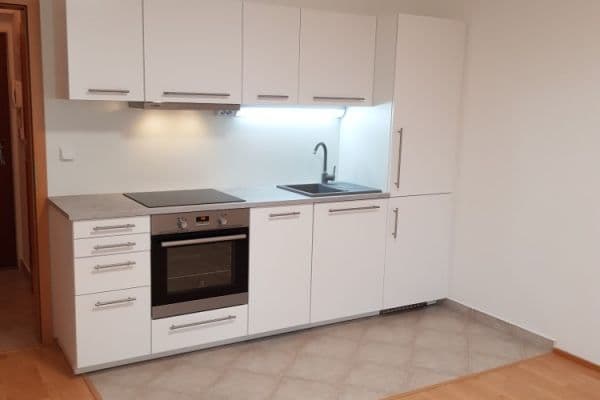 Prodej bytu 1+kk 34 m², Míšovická, Praha 17 Prodej bytu 1+kk 34 m², Míšovická, Praha 17