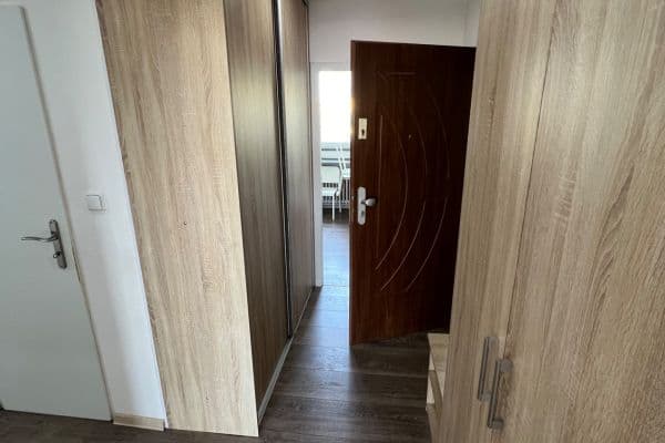 Pronájem bytu 3+1 71 m², Ostravská, Frýdek-Místek Pronájem bytu 3+1 71 m², Ostravská, Frýdek-Místek