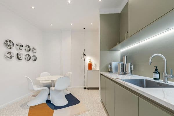 Pronájem bytu 2+kk 66 m², Torstrasse 225, Berlin, Berlín Pronájem bytu 2+kk 66 m², Torstrasse 225, Berlin, Berlín