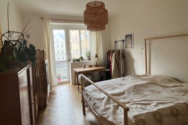 Pronájem bytu 2+kk 51 m², Dvorecké náměstí, Praha Pronájem bytu 2+kk 51 m², Dvorecké náměstí, Praha