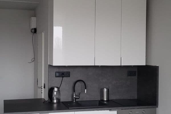 Prodej bytu 1+kk 25 m², Děčínská, Praha Prodej bytu 1+kk 25 m², Děčínská, Praha