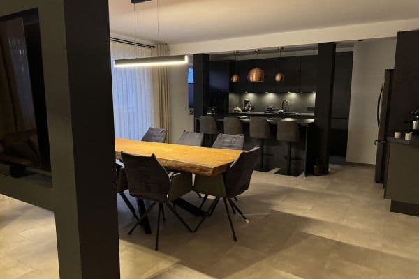 Pronájem bytu 3+1 102 m², Mutterstadt Pronájem bytu 3+1 102 m², Mutterstadt