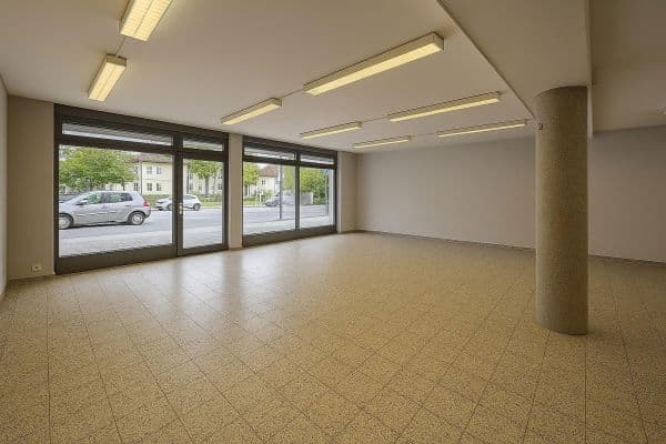 Pronájem nebytového prostoru 78 m², Putzbrunner Str. 116, Ottobrunn, Bavorsko Pronájem nebytového prostoru 78 m², Putzbrunner Str. 116, Ottobrunn, Bavorsko