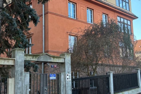 Pronájem bytu 1+1 19 m², Píseckého, Praha Pronájem bytu 1+1 19 m², Píseckého, Praha