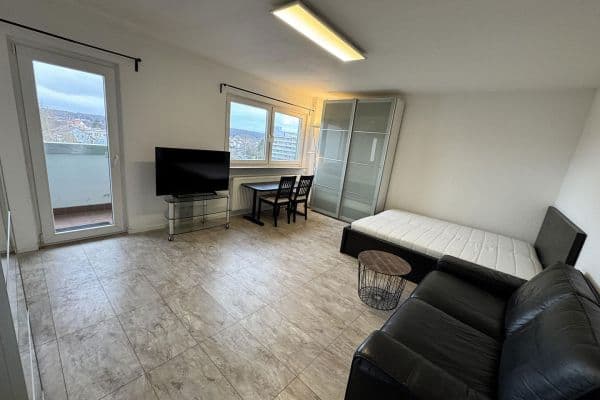 Pronájem bytu 1+1 32 m², Michelstädter Weg 5, Dietzenbach Pronájem bytu 1+1 32 m², Michelstädter Weg 5, Dietzenbach