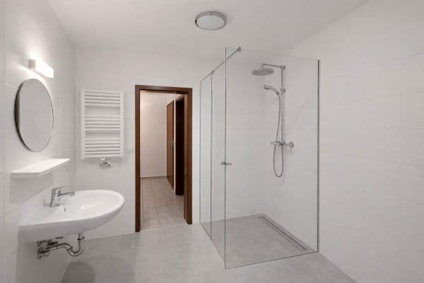 Pronájem bytu 2+1 55 m², Salierstrasse 4, München, Bavorsko Pronájem bytu 2+1 55 m², Salierstrasse 4, München, Bavorsko