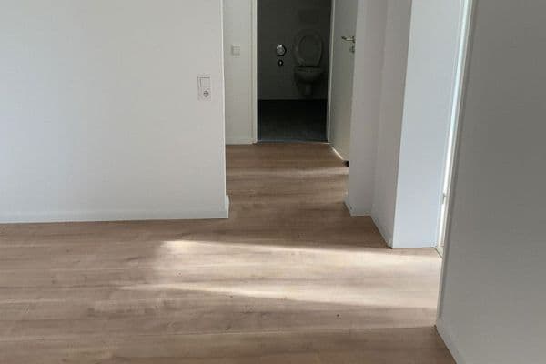 Pronájem bytu 3+1 84 m², Ahornweg 4-18, Hamm(sieg) Pronájem bytu 3+1 84 m², Ahornweg 4-18, Hamm(sieg)