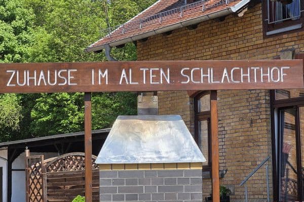 Pronájem bytu 4+kk 155 m², Kitscherstr. 10, Křemeničov, Sasko Pronájem bytu 4+kk 155 m², Kitscherstr. 10, Křemeničov, Sasko