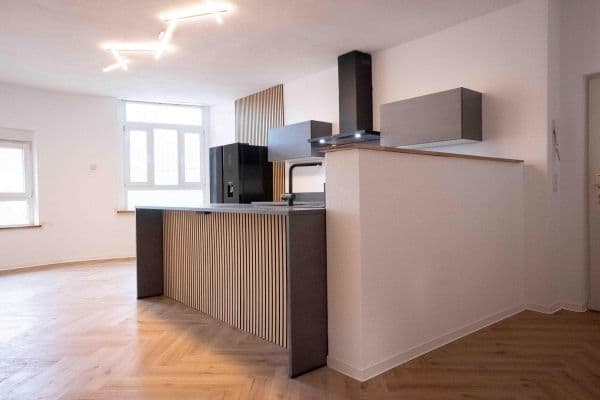 Pronájem bytu 2+1 78 m², Saargemünderstr. 120, Saarbrücken, Země Sársko Pronájem bytu 2+1 78 m², Saargemünderstr. 120, Saarbrücken, Země Sársko