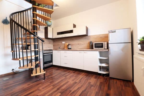 Pronájem bytu 1+1 36 m², Herejkova, Pronájem bytu 1+1 36 m², Herejkova,