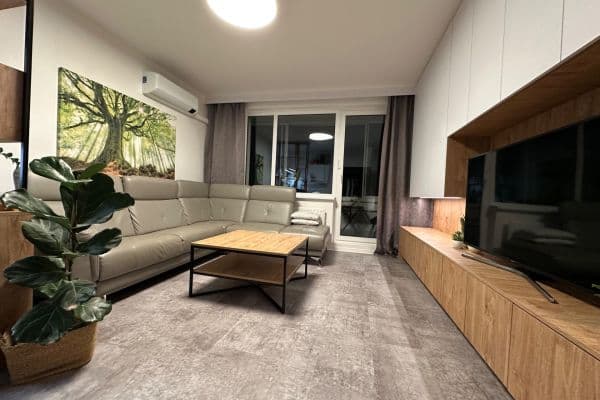 Pronájem bytu 3+1 77 m², Holíčska, Petržalka Pronájem bytu 3+1 77 m², Holíčska, Petržalka