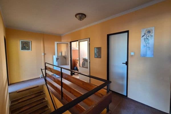 Prodej bytu 4+1 78 m², Hurbanova, Praha Prodej bytu 4+1 78 m², Hurbanova, Praha