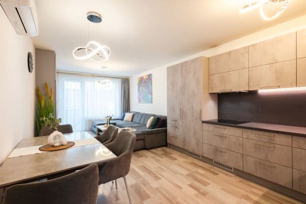 Prodej bytu 4+kk 177 m², Strnadových, Prodej bytu 4+kk 177 m², Strnadových,