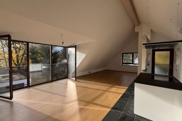 Pronájem bytu 3+1 72 m², München, Bavorsko Pronájem bytu 3+1 72 m², München, Bavorsko