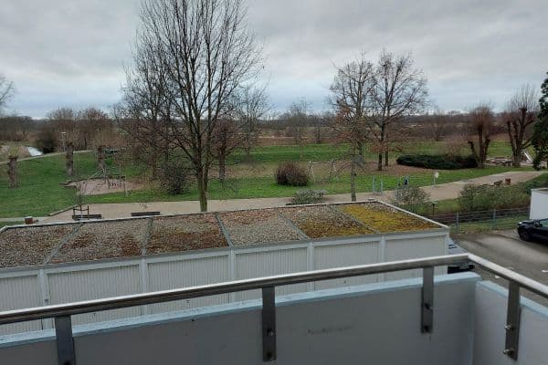 Prodej bytu 3+1 80 m², Ketscher Str 36, Brühl Prodej bytu 3+1 80 m², Ketscher Str 36, Brühl