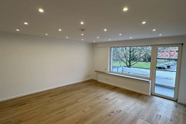 Pronájem bytu 4+1 108 m², Gabelsbergerstraße 37, Dortmund Pronájem bytu 4+1 108 m², Gabelsbergerstraße 37, Dortmund