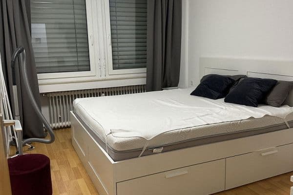 Pronájem bytu 2+1 50 m², Hintere Gasse 37, Sindelfingen Pronájem bytu 2+1 50 m², Hintere Gasse 37, Sindelfingen