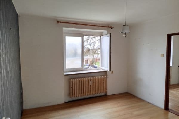 Pronájem bytu 1+1 32 m², Sevastopolská, Kladno Pronájem bytu 1+1 32 m², Sevastopolská, Kladno