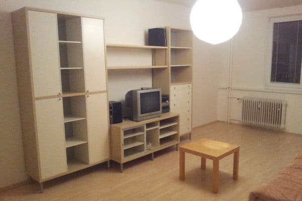 Pronájem bytu 2+1 55 m², Macháčkova, Plzeň Pronájem bytu 2+1 55 m², Macháčkova, Plzeň