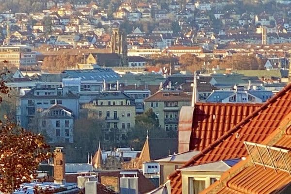 Pronájem bytu 4+1 124 m², Stuttgart, Bádensko-Württembersko Pronájem bytu 4+1 124 m², Stuttgart, Bádensko-Württembersko