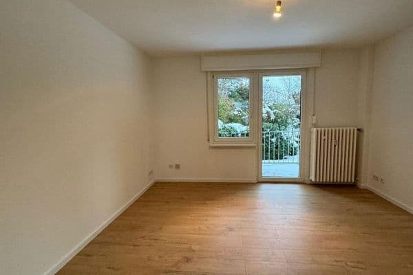 Pronájem bytu 3+1 65 m², Friedrichstr. 60, Haan Pronájem bytu 3+1 65 m², Friedrichstr. 60, Haan