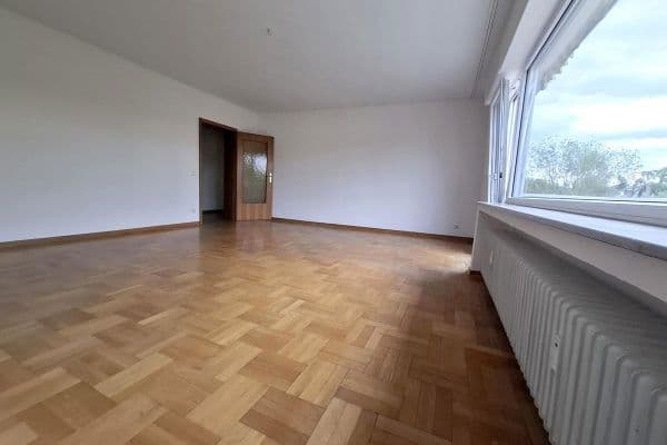 Pronájem bytu 3+1 83 m², Bornheim Pronájem bytu 3+1 83 m², Bornheim