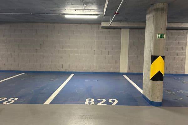 Pronájem garáže 13 m², Mezi Vodami, Praha Pronájem garáže 13 m², Mezi Vodami, Praha