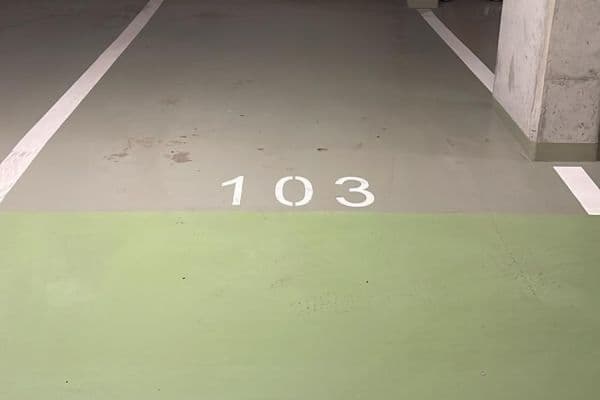 Pronájem garáže 15 m², Svitákova, Praha Pronájem garáže 15 m², Svitákova, Praha