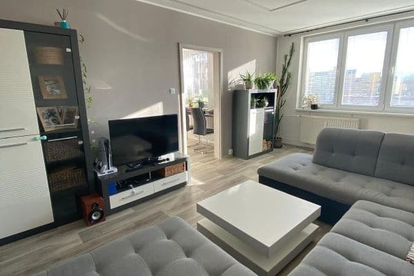 Prodej bytu 3+1 67 m², M. Chlajna, České Budějovice, Jihočeský kraj Prodej bytu 3+1 67 m², M. Chlajna, České Budějovice, Jihočeský kraj