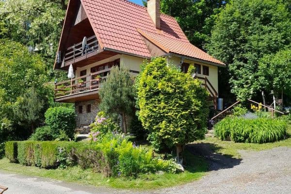 Pronájem chaty, chalupy, Hněvkovice na levém břehu Vltavy Pronájem chaty, chalupy, Hněvkovice na levém břehu Vltavy