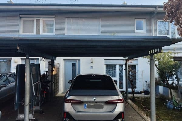 Prodej domu 136 m², pozemek 144 m², Sophie Tschorn Str. 71, Stuttgart Prodej domu 136 m², pozemek 144 m², Sophie Tschorn Str. 71, Stuttgart