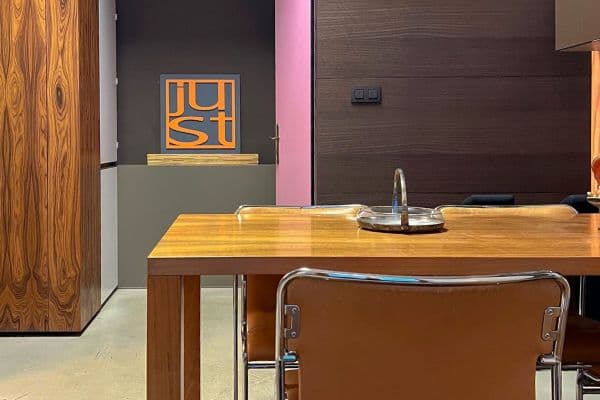 Pronájem nebytového prostoru 44 m², Dr. Zikmunda Wintra, Praha Pronájem nebytového prostoru 44 m², Dr. Zikmunda Wintra, Praha