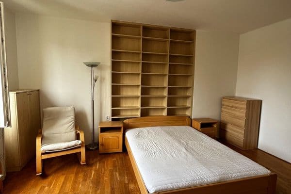 Pronájem bytu 2+1 50 m², Květinková, Praha Pronájem bytu 2+1 50 m², Květinková, Praha