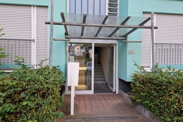 Prodej bytu 1+1 32 m², Bernhard-Lichtenberg-Straße 58, Karlsruhe, Bádensko-Württembersko Prodej bytu 1+1 32 m², Bernhard-Lichtenberg-Straße 58, Karlsruhe, Bádensko-Württembersko