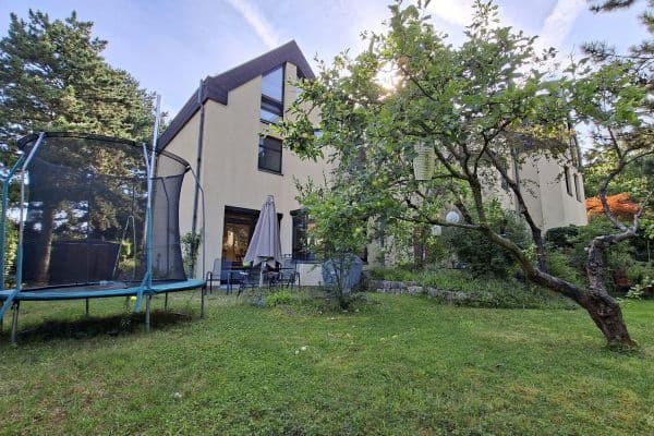 Prodej domu 150 m², pozemek 276 m², Graacher Str. 20, Berlin Prodej domu 150 m², pozemek 276 m², Graacher Str. 20, Berlin