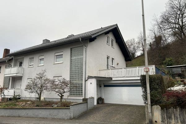 Prodej domu 272 m², pozemek 350 m², Waldaschaff Prodej domu 272 m², pozemek 350 m², Waldaschaff