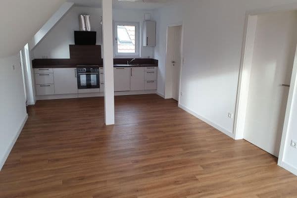 Pronájem bytu 2+1 50 m², Westheimer Straße 3 b, Hofgeismar Pronájem bytu 2+1 50 m², Westheimer Straße 3 b, Hofgeismar